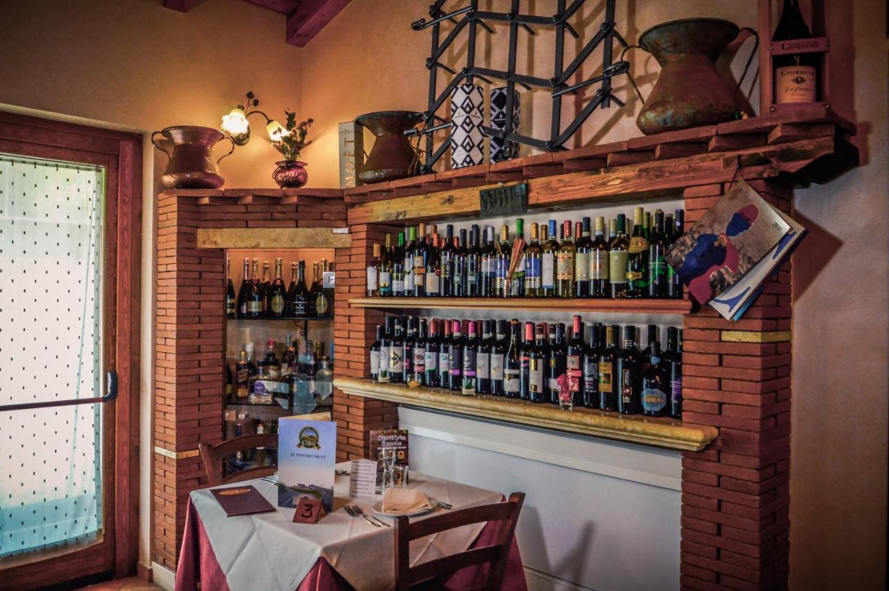 Agriturismo Ciociaro " Il Colle " Hotel Ristorante Чепрано Екстер'єр фото