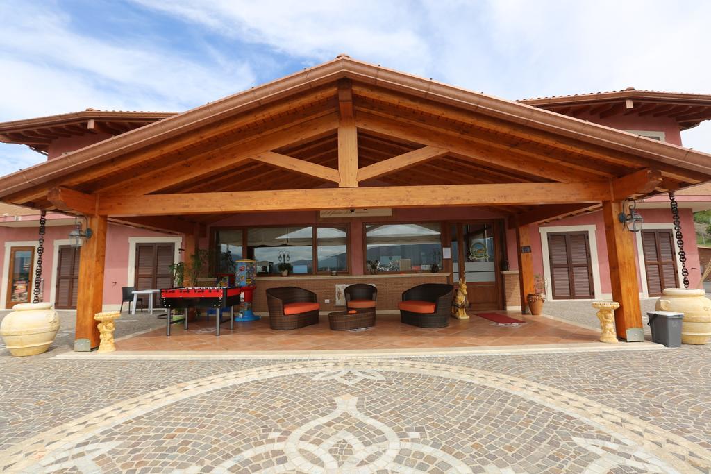 Agriturismo Ciociaro " Il Colle " Hotel Ristorante Чепрано Екстер'єр фото