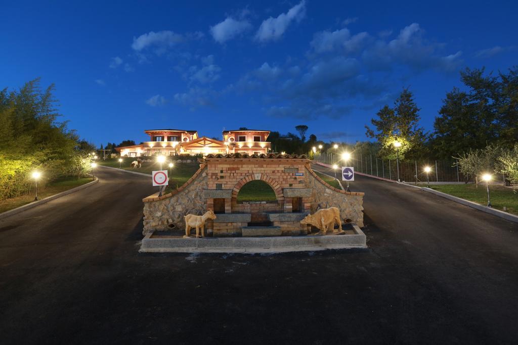 Agriturismo Ciociaro " Il Colle " Hotel Ristorante Чепрано Екстер'єр фото